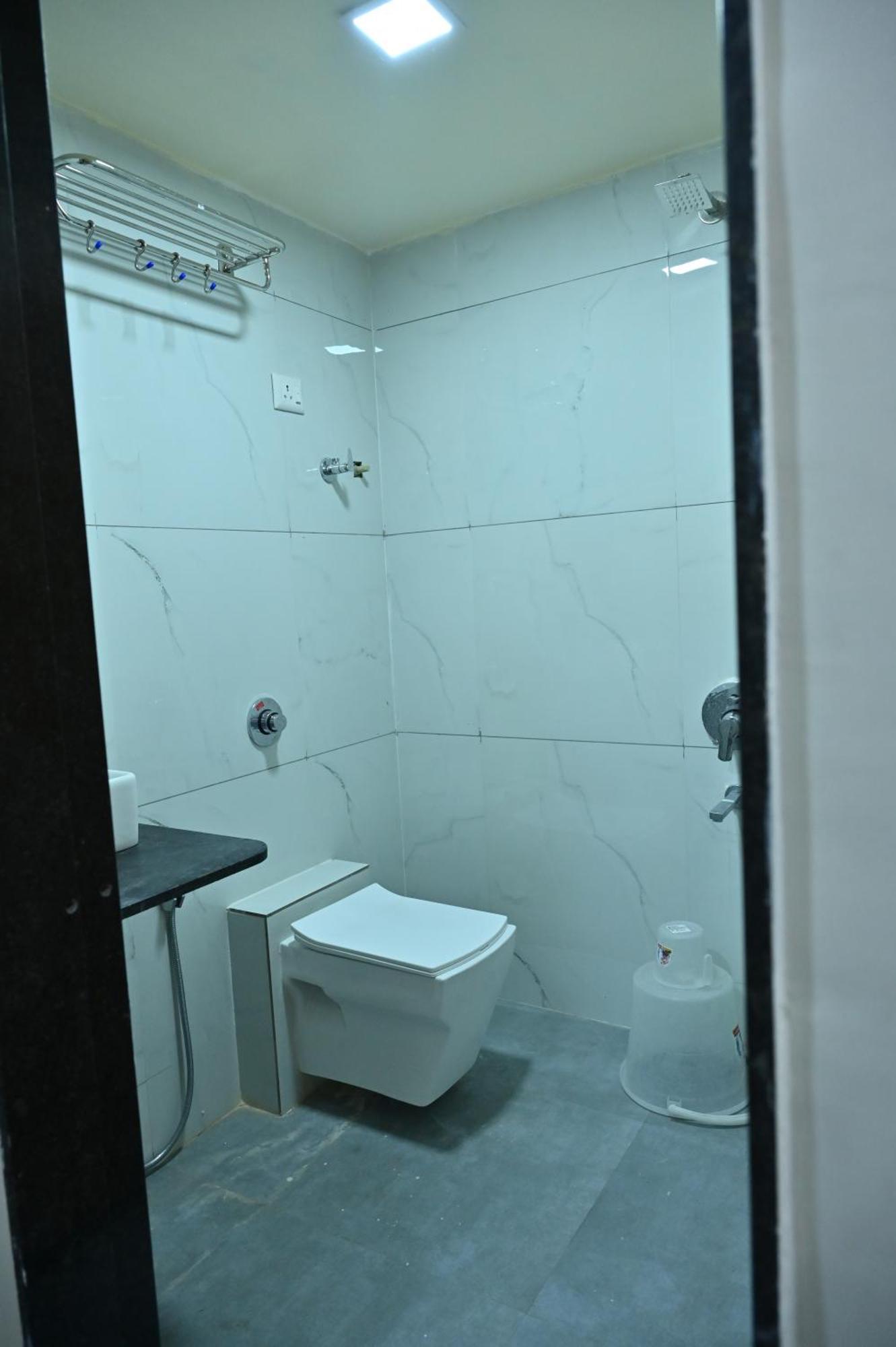Hotel Sury Villa Ahmadábád Kültér fotó